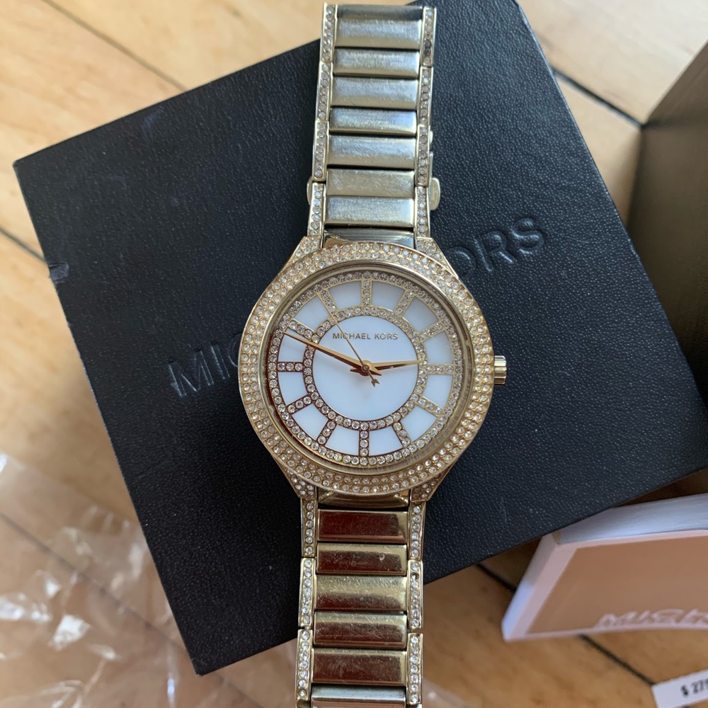 MK Watch ⌚️